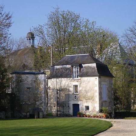 La Petite Varenne Turny Bagian luar foto