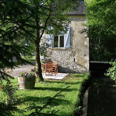 La Petite Varenne Turny Bagian luar foto